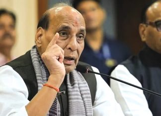বাংলাদেশের মতো ক্ষমতা বদলাতে চায় কংগ্রেস