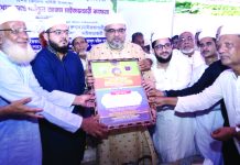 আজিমনগরে খোলাফায়ে গাউসুল আজম মাইজভাণ্ডারী কাফেলার মতবিনিময়