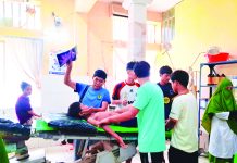 বান্দরবানে কুকুরের কামড়ে শিশুসহ আহত ১৭