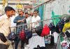 ফুটপাতে রাখা গাড়ি জব্দ করে মামলা করুন