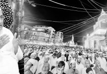 আত্মিক উন্নতির জন্য আধ্যাত্মিক সাধকের জীবনদর্শন অনুশীলন করতে হবে