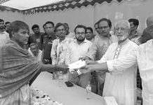 কুতুবদিয়ায় অগ্নিকাণ্ডে ক্ষতিগ্রস্ত ৫৩ পরিবারকে এমপি ফরিদের সহায়তা