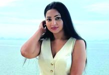 অভিনয় ‘সেকেন্ড চয়েস’
