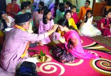 রাঙ্গামাটিতে গুর্খা সম্প্রদায়ের ঐতিহ্যবাহী ‘টিকা লাগাউনে’ উৎসব