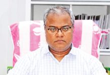 খোলামেলা আলোচনায় কাটবে সংকট