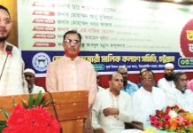 শুধু ব্যবসা করলে হবে না, সেবার মনোভাব থাকতে হবে