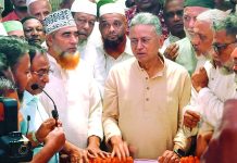 উত্তর মধ্যম হালিশহর এলাকায় উন্নয়ন কাজ পরিদর্শনে অর্থমন্ত্রী
