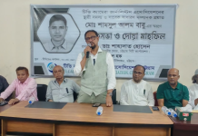 ক্যামেরার পেছনে থেকে বস্তুনিষ্ঠ কাজ করে গেছেন চিত্রসাংবাদিক বাবু : মেয়র