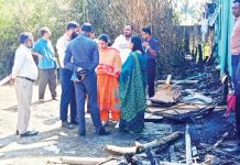ঘটনাস্থলে তদন্ত দল, ধ্বংসস্তূপে তল্লাশি