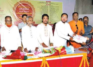 ধর্মীয় অনুশাসন মেনে চললে সুন্দর পরিবেশ পাবো