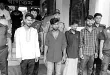 পিস্তল-গুলিসহ বিভিন্ন সরঞ্জাম উদ্ধার, গ্রেপ্তার ৪